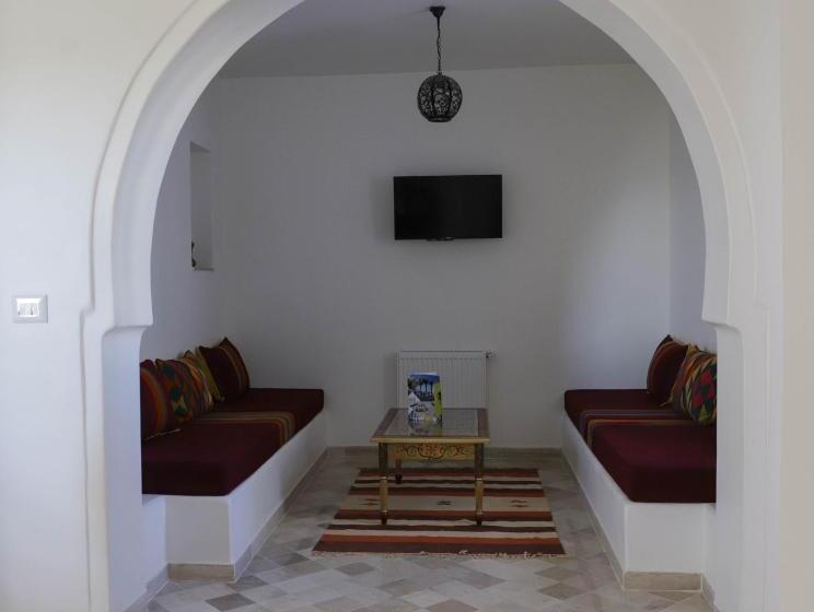 اتاق استاندارد چهار تخته, Dar El Jerbi