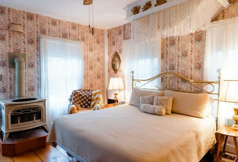 Номер Стандарт Вид на Горы, The Greenfield Inn