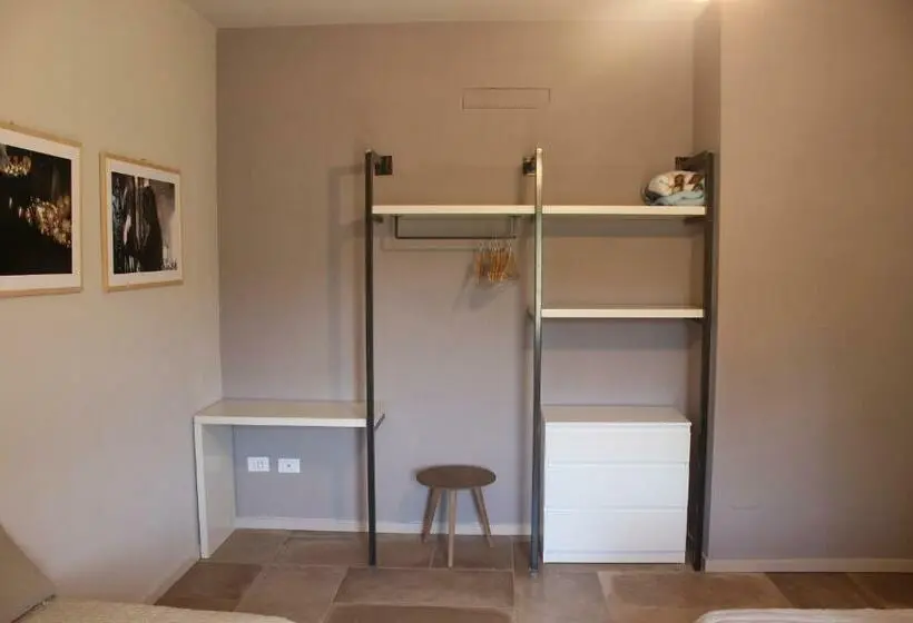 Standard Kolmen Hengen Huone, Agriturismo Qui E Ora
