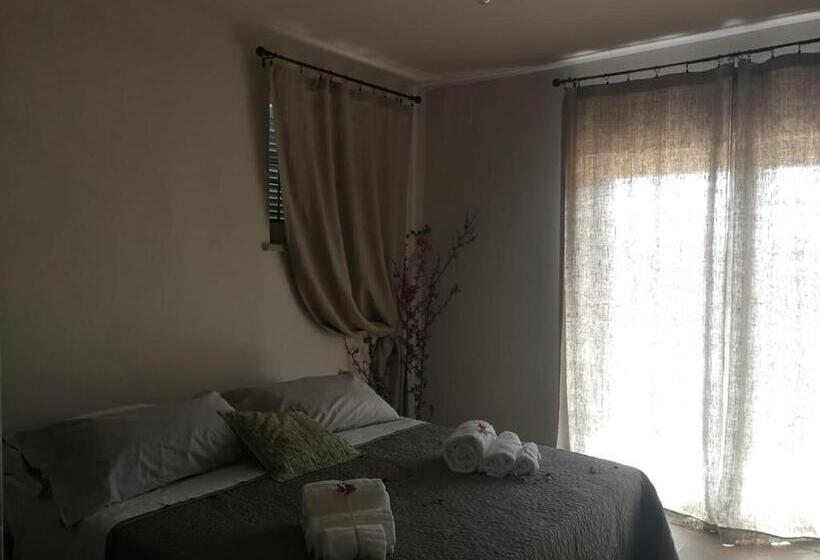 Апартаменты 2 Спальни, Agriturismo Qui E Ora