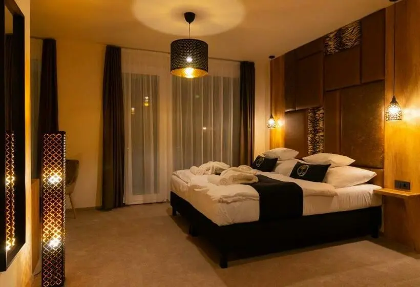 デラックスルーム, Baobab Suites