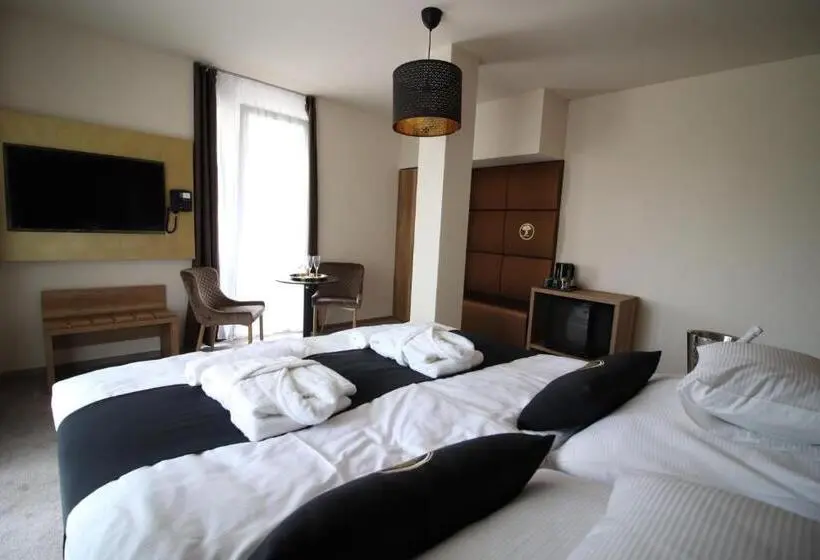 ２ベッドスイートルーム, Baobab Suites
