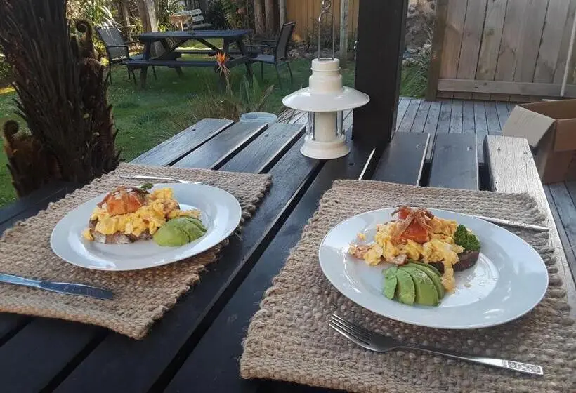 バス共有のスタンダードルーム, Lady Bowen Bed & Breakfast