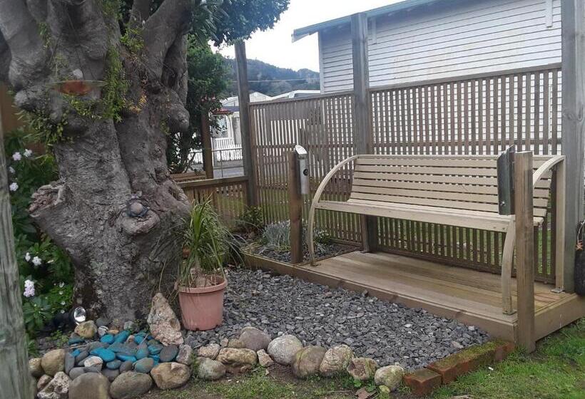 חדר סטנדרט חדר אמבטיה משותף, Lady Bowen Bed & Breakfast