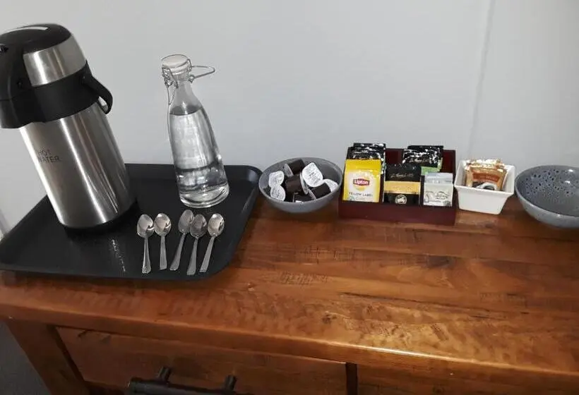 バス共有のスタンダードルーム, Lady Bowen Bed & Breakfast
