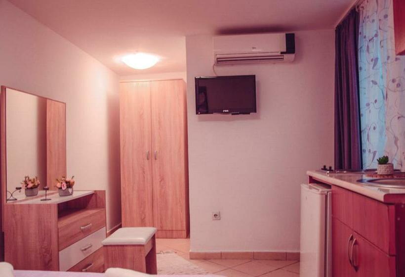 اتاق استاندارد با بالکن, Mediterranean Retreat Becici