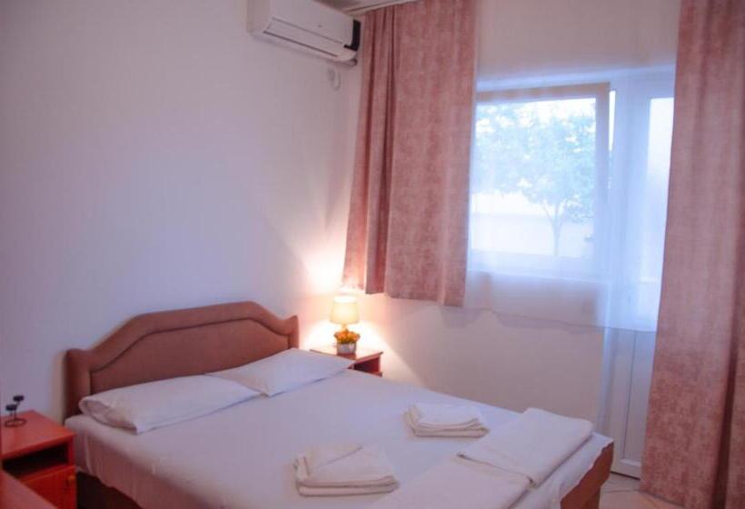 اتاق استاندارد با بالکن, Mediterranean Retreat Becici