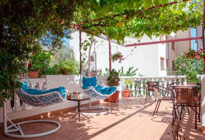 Standard Triple Room with Terrace, Mediterranean Retreat Becici