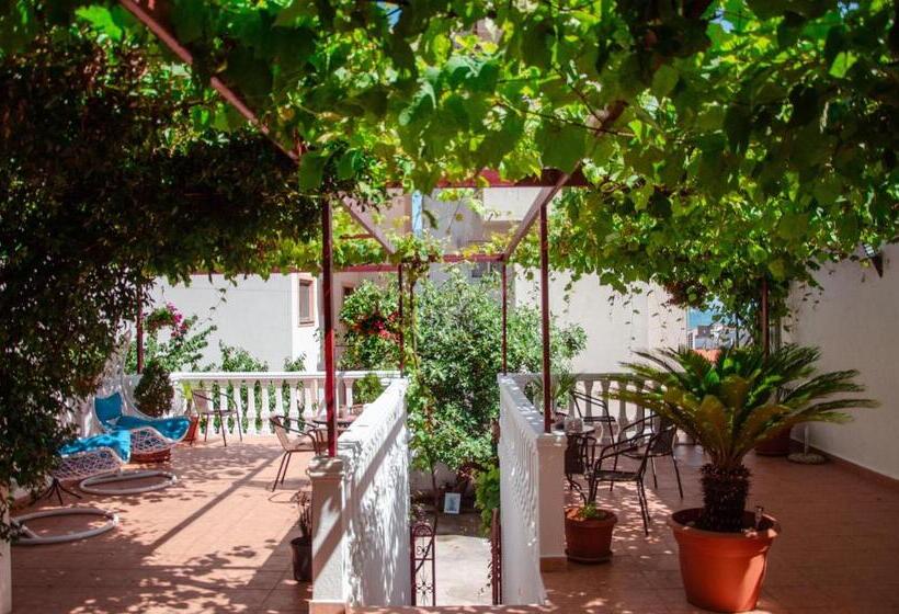 Standard Triple Room with Terrace, Mediterranean Retreat Becici