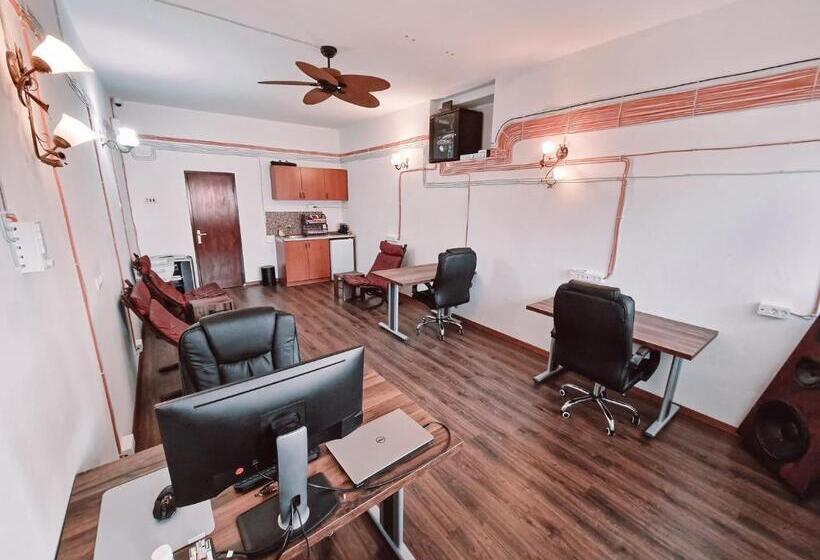 Standard Triple Room with Terrace, Mediterranean Retreat Becici