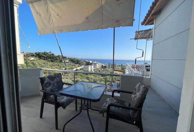 חדר אקונומי, Vila Hiso