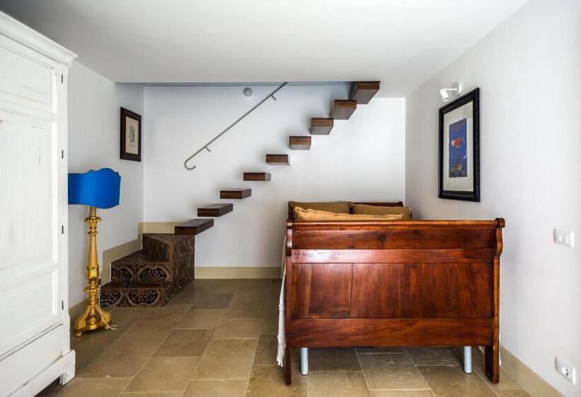 Четырехместный Номер Стандарт, Dimora Di Catullo   Ospitalità Di Charme