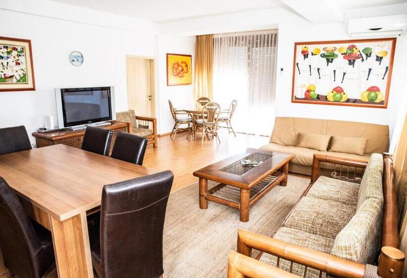 침실 3개 아파트, Club Residence Apartments