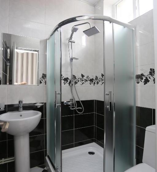 اتاق استاندارد, Guest House Pirosmani 60