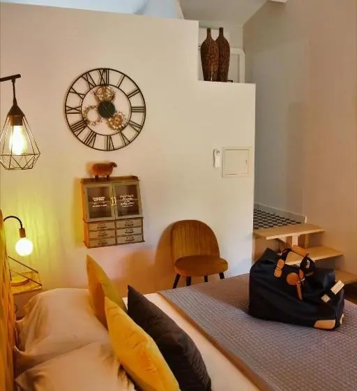 プールビュースタンダードルーム, La Magnanerie D Hôtes Chambres D Hôtes