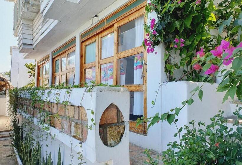 이코노미 룸, Sunset View Tofo