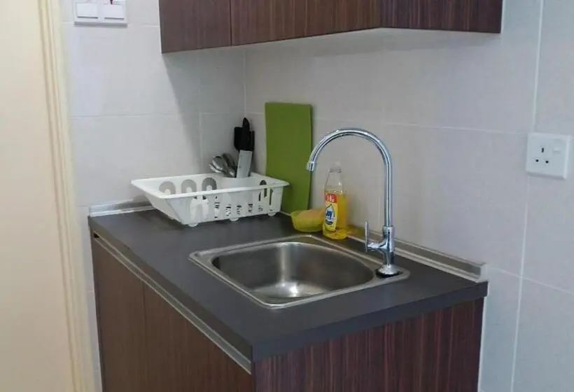 キングサイドベッドのスタンダードワンルーム, Vista Alam Roomstay Homestay