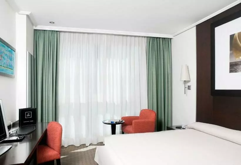 اتاق استاندارد با چشمانداز دریا, Abba Playa Gijon
