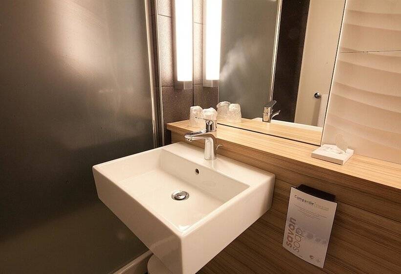 Pokój Standard, Campanile Clermont Ferrand ~ Aubière