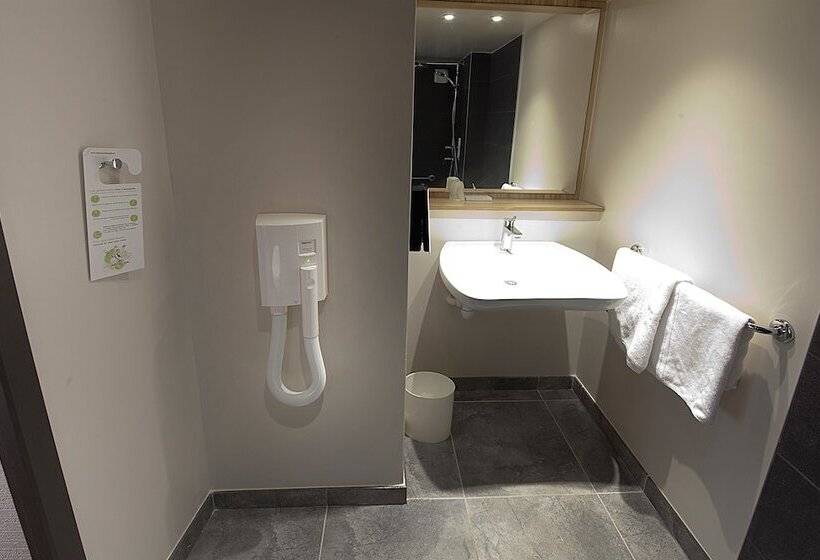 Pokój Standard, Campanile Clermont Ferrand ~ Aubière