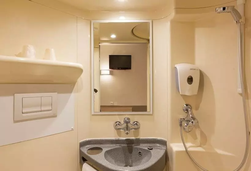 スタンダードトリプルルーム, Premiere Classe Nantes Ouest   St Herblain