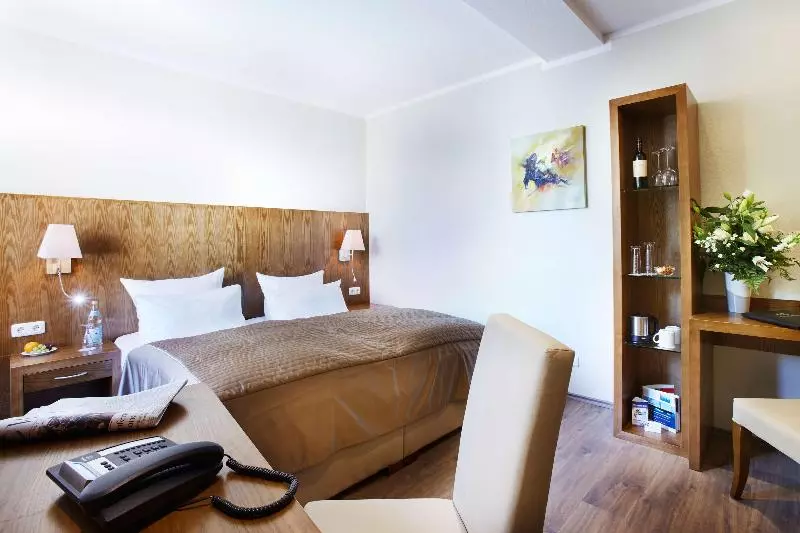 اتاق استاندارد, Domicil Hamburg By Golden Tulip