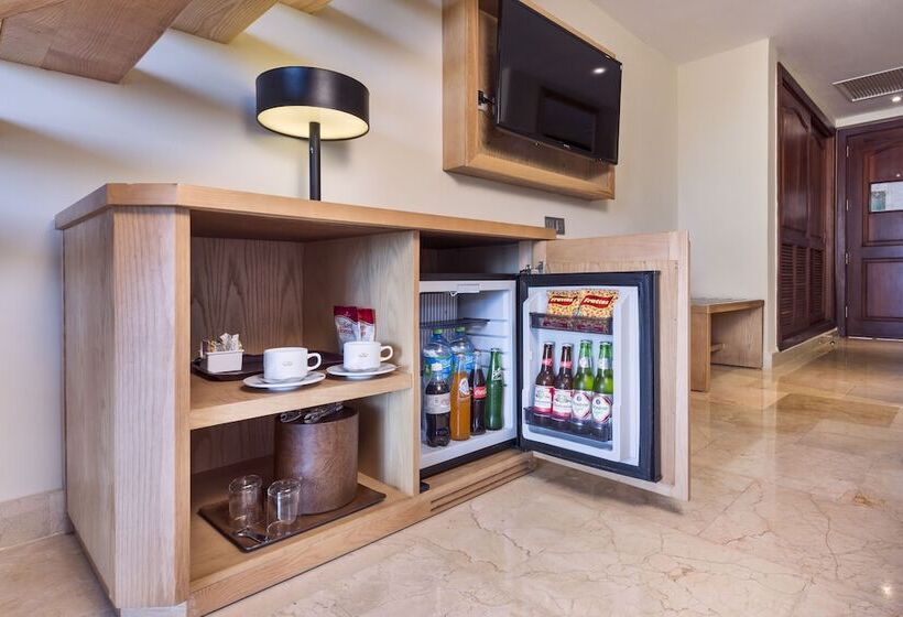 デラックスルーム, Grand Palladium Palace Resort Spa & Casino - All Inclusive