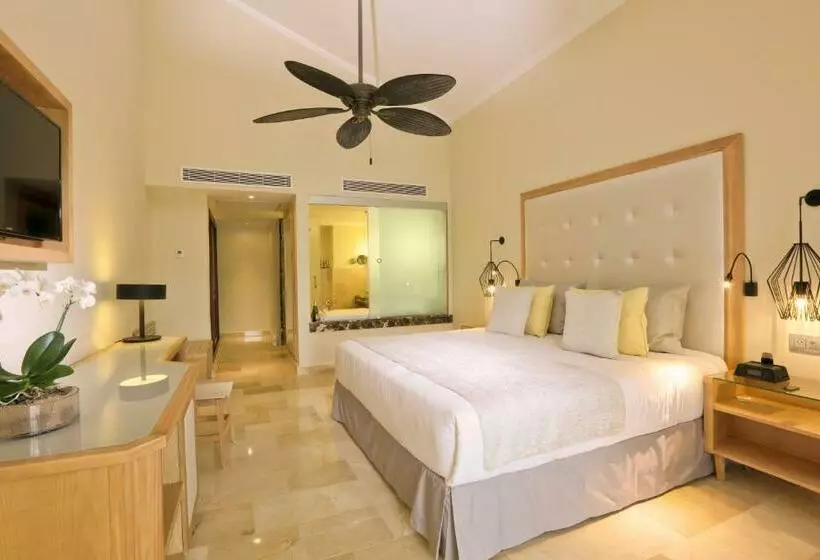 اتاق لوکس, Grand Palladium Palace Resort Spa & Casino - All Inclusive