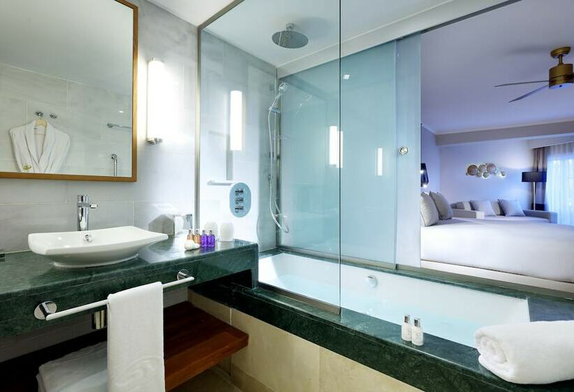 デラックスルーム, Grand Palladium Palace Resort Spa & Casino - All Inclusive