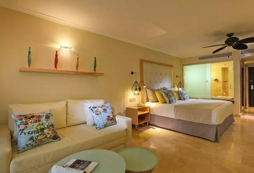 سوییت جونیور, Grand Palladium Palace Resort Spa & Casino - All Inclusive
