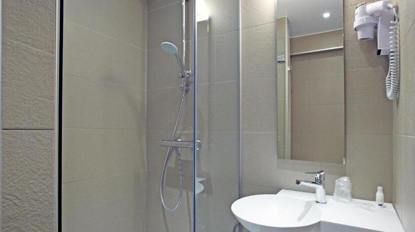 标准间, Kyriad Valence Nord Bourg Les Valence