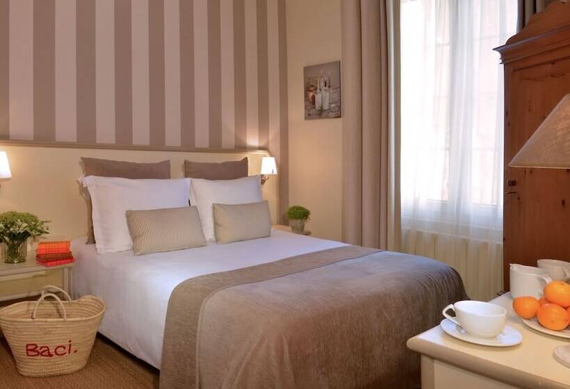 Вилла 1 Спальня, Le Fer A Cheval