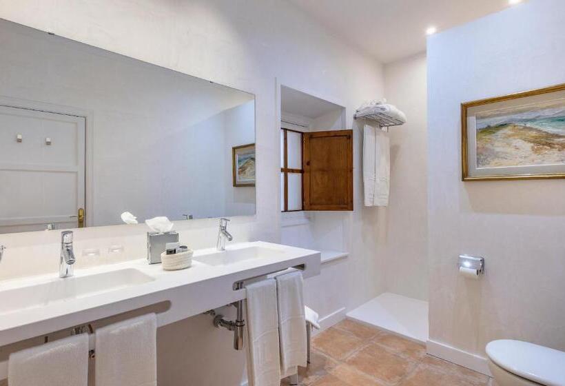 غرفة قياسية, Llenaire