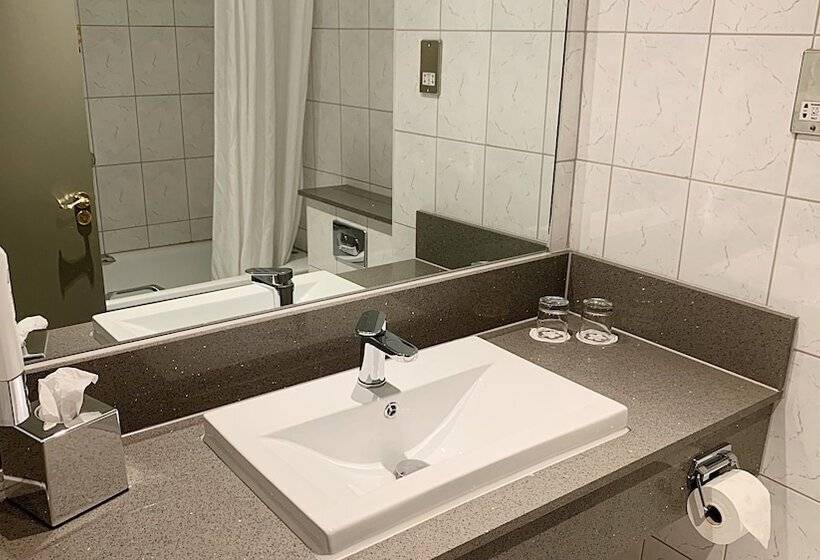 חדר אקזקיוטיב, Maldron Hotel, Newlands Cross