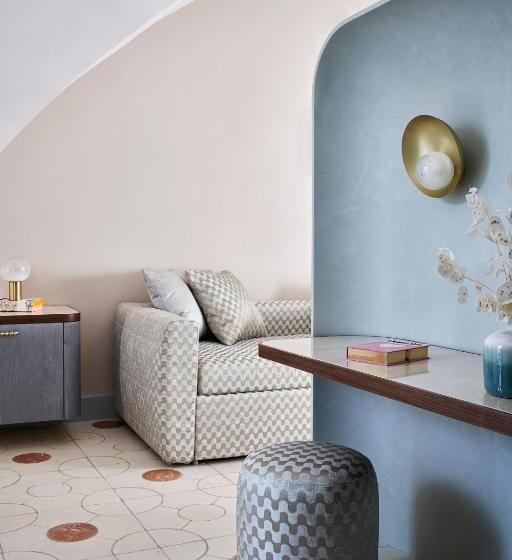 اتاق استاندارد با تخت بزرگ, Palazzo Avino