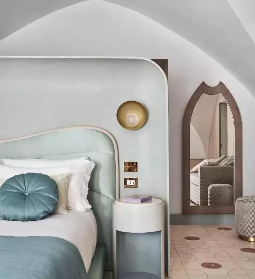 اتاق استاندارد با تخت بزرگ, Palazzo Avino