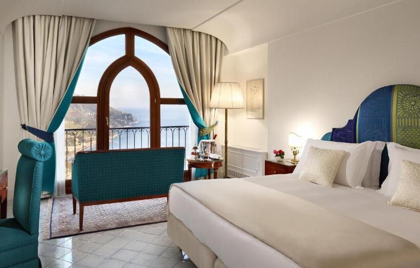 اتاق لوکس با چشم‌انداز دریا, Palazzo Avino