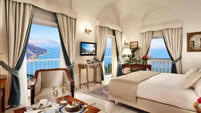 سوییت جونیور با چشم‌انداز دریا, Palazzo Avino