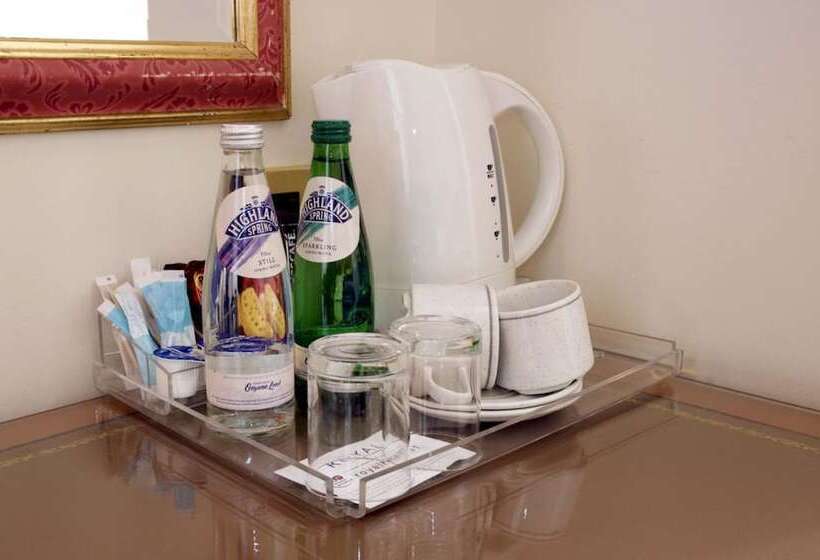 غرفة عائلية, Royal