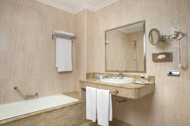 اتاق استاندارد با چشم‌انداز دریا, Talaso Atlantico