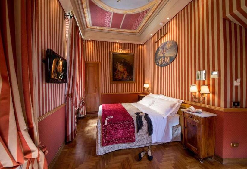 חדר סופריור, The Inn At The Spanish Steps