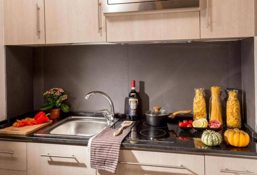 דירת חדר, The Inn At The Spanish Steps