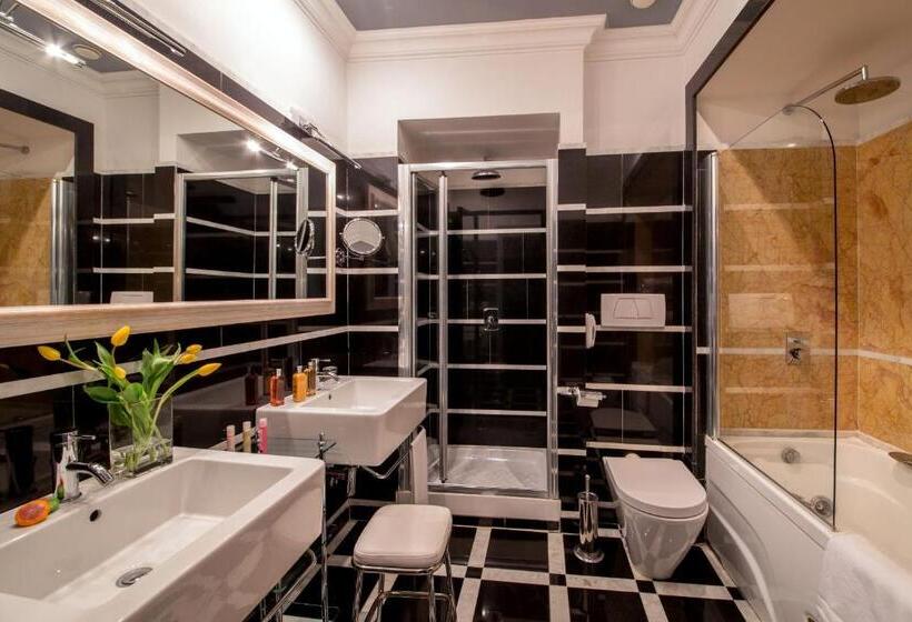 חדר סטנדרט עם נוף, The Inn At The Spanish Steps