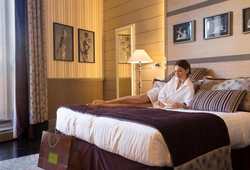 סוויטת סניור, The Inn At The Spanish Steps