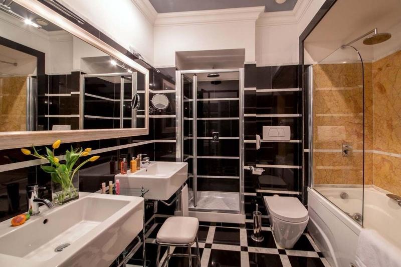 סוויטה נשיאותית, The Inn At The Spanish Steps