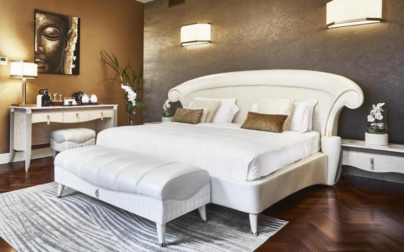 סוויטה נשיאותית, The Inn At The Spanish Steps