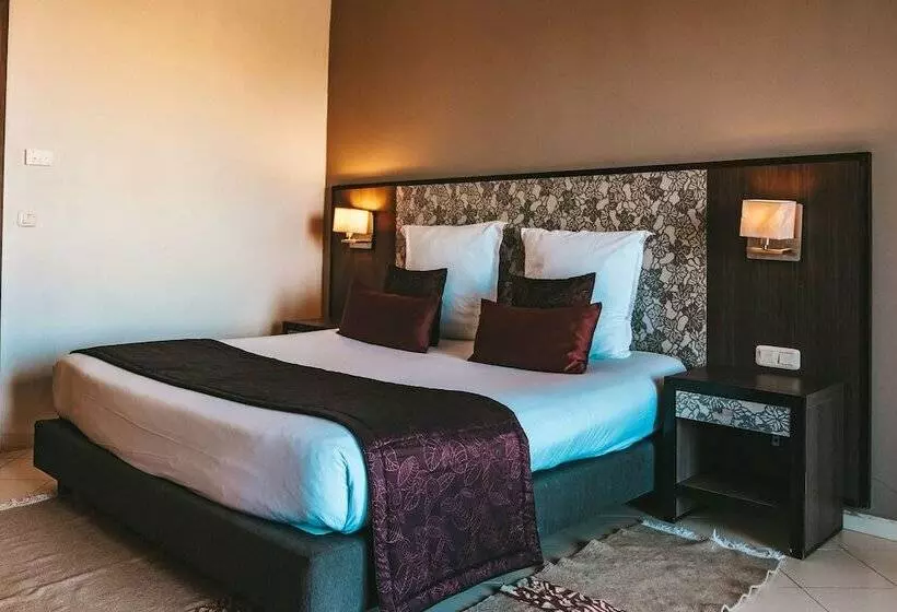اتاق استاندارد چهار تخته با چشمانداز دریا, Rosa Beach Thalasso and Spa