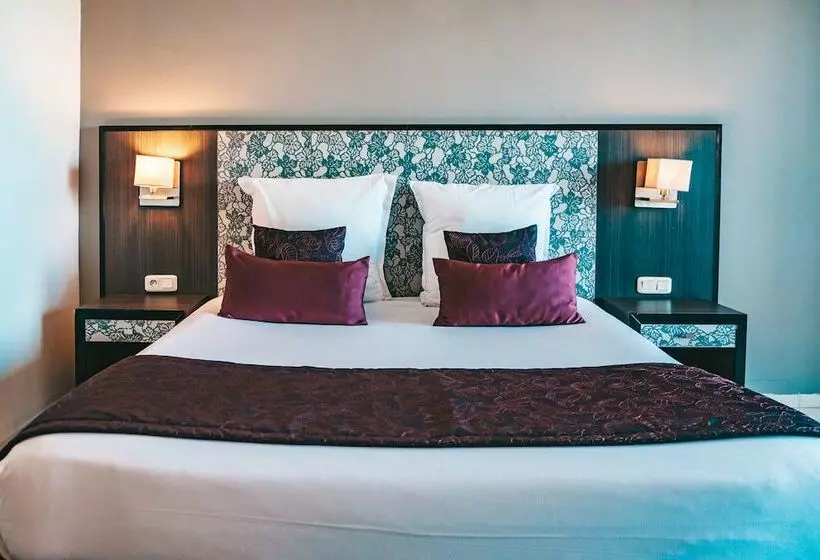 اتاق استاندارد چهار تخته با چشمانداز دریا, Rosa Beach Thalasso and Spa