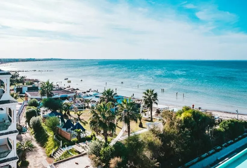 اتاق استاندارد چهار تخته با چشمانداز دریا, Rosa Beach Thalasso and Spa