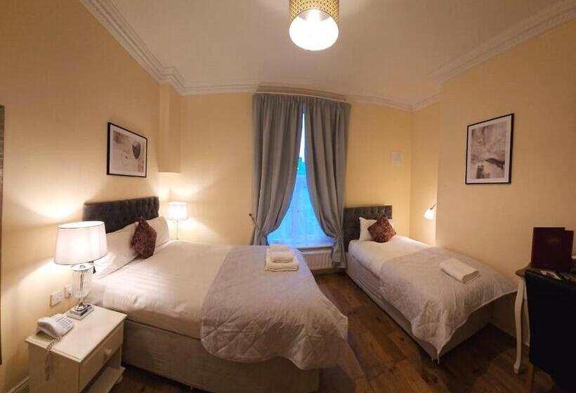 스탠다드 트리플 룸, Waterloo Lodge